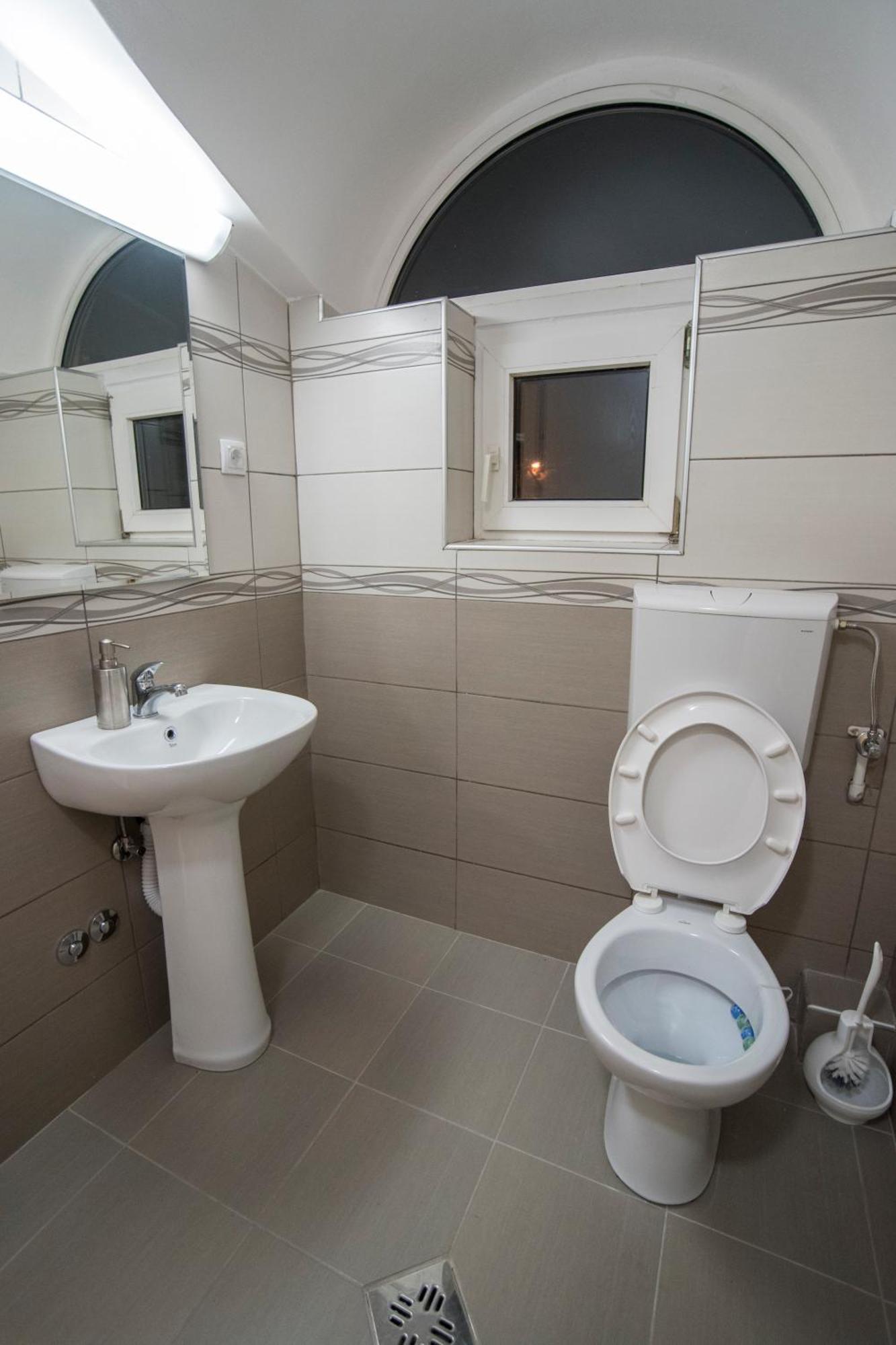 Bloom Inn Nis Bilik gambar