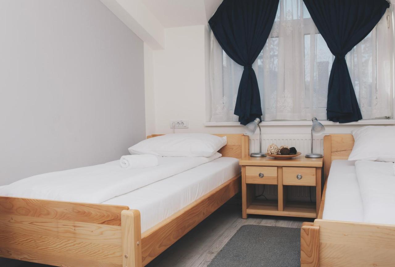 Bloom Inn Nis Luaran gambar